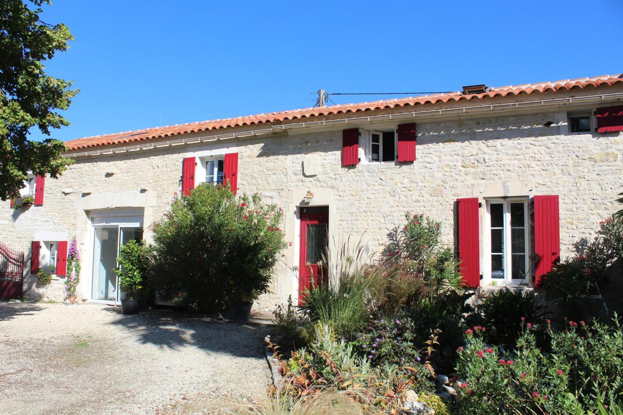 La Douce Charentaise Bed and Breakfast Mérignac Εξωτερικό φωτογραφία