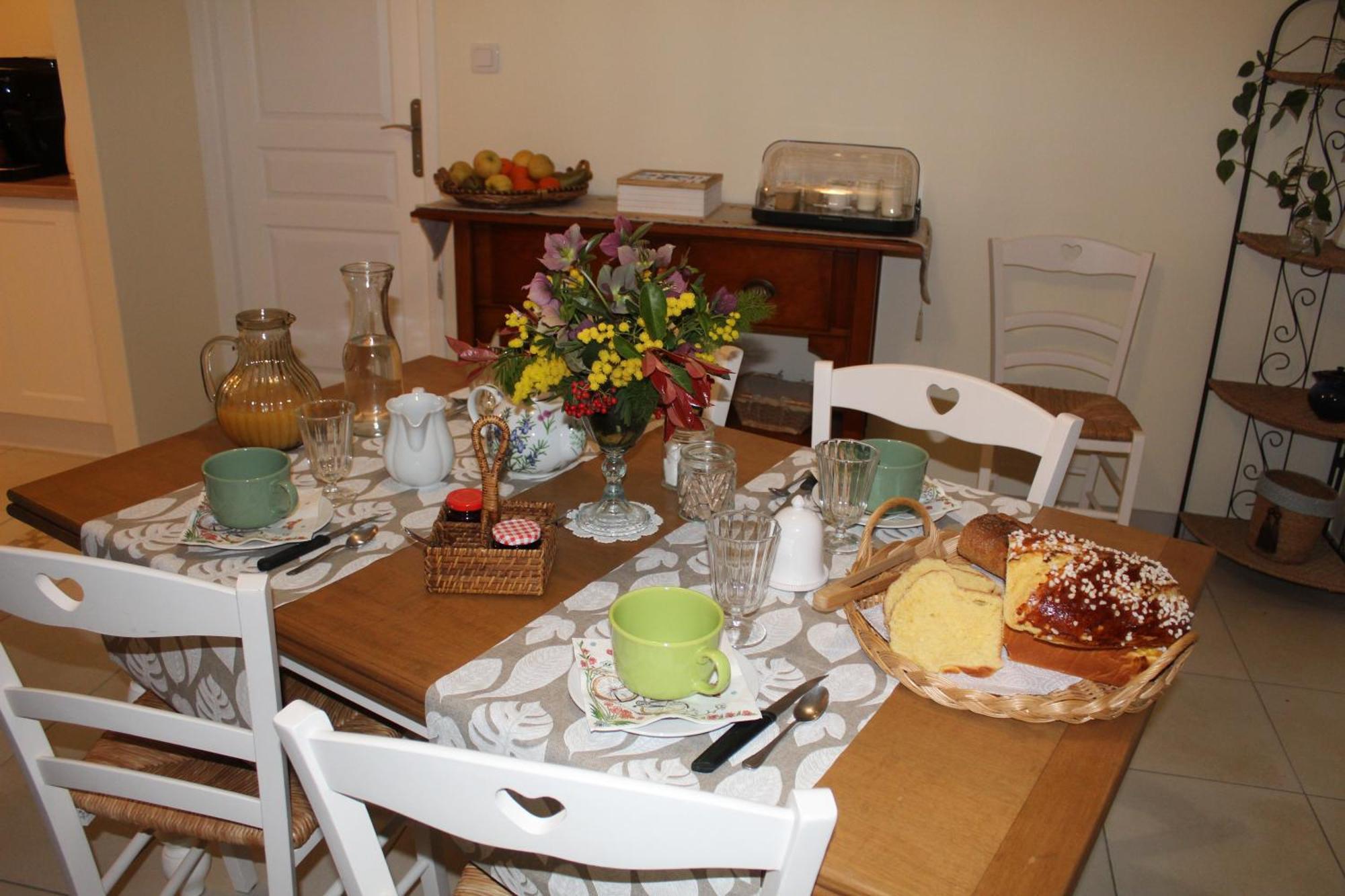 La Douce Charentaise Bed and Breakfast Mérignac Εξωτερικό φωτογραφία