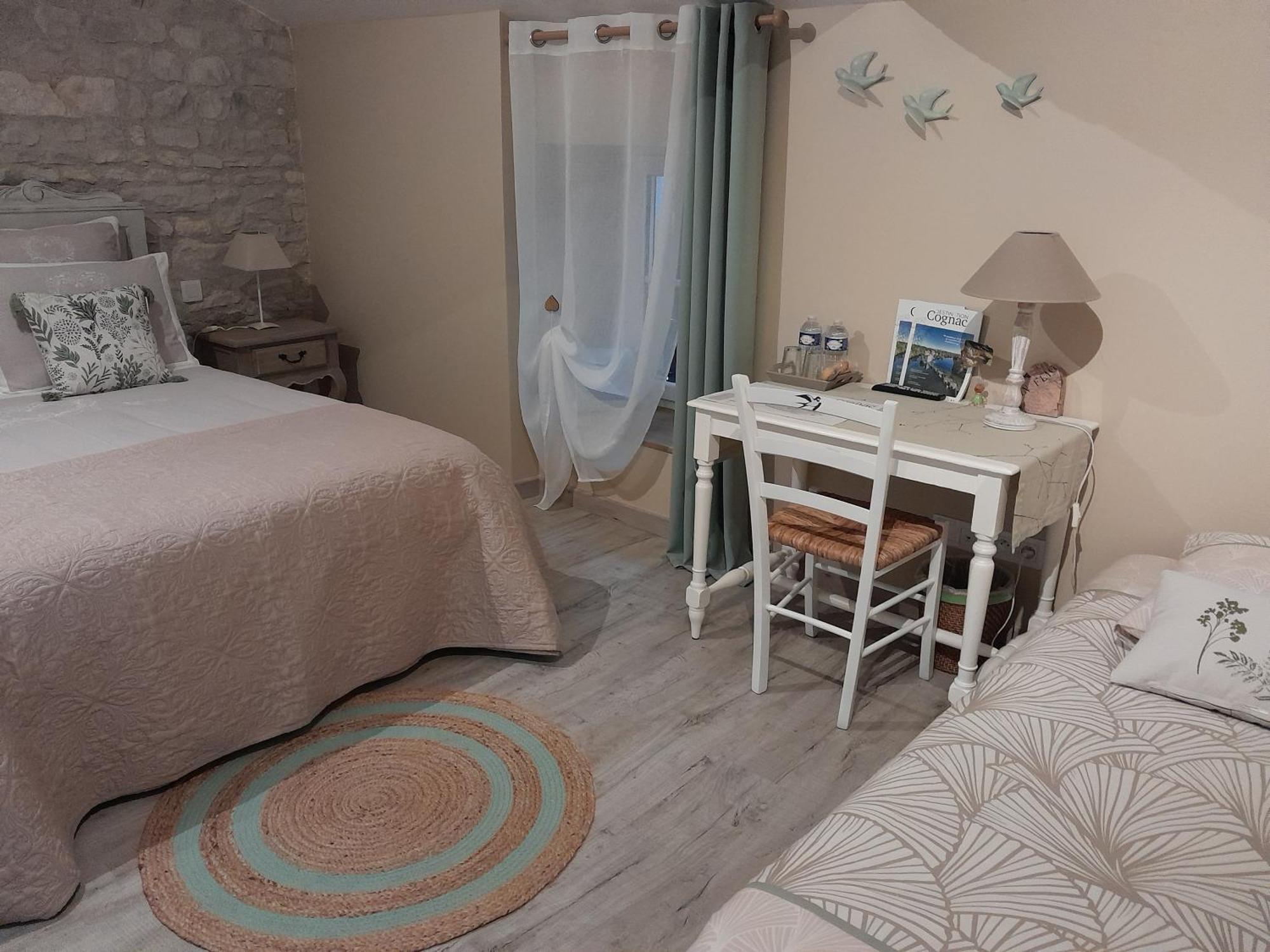 La Douce Charentaise Bed and Breakfast Mérignac Εξωτερικό φωτογραφία