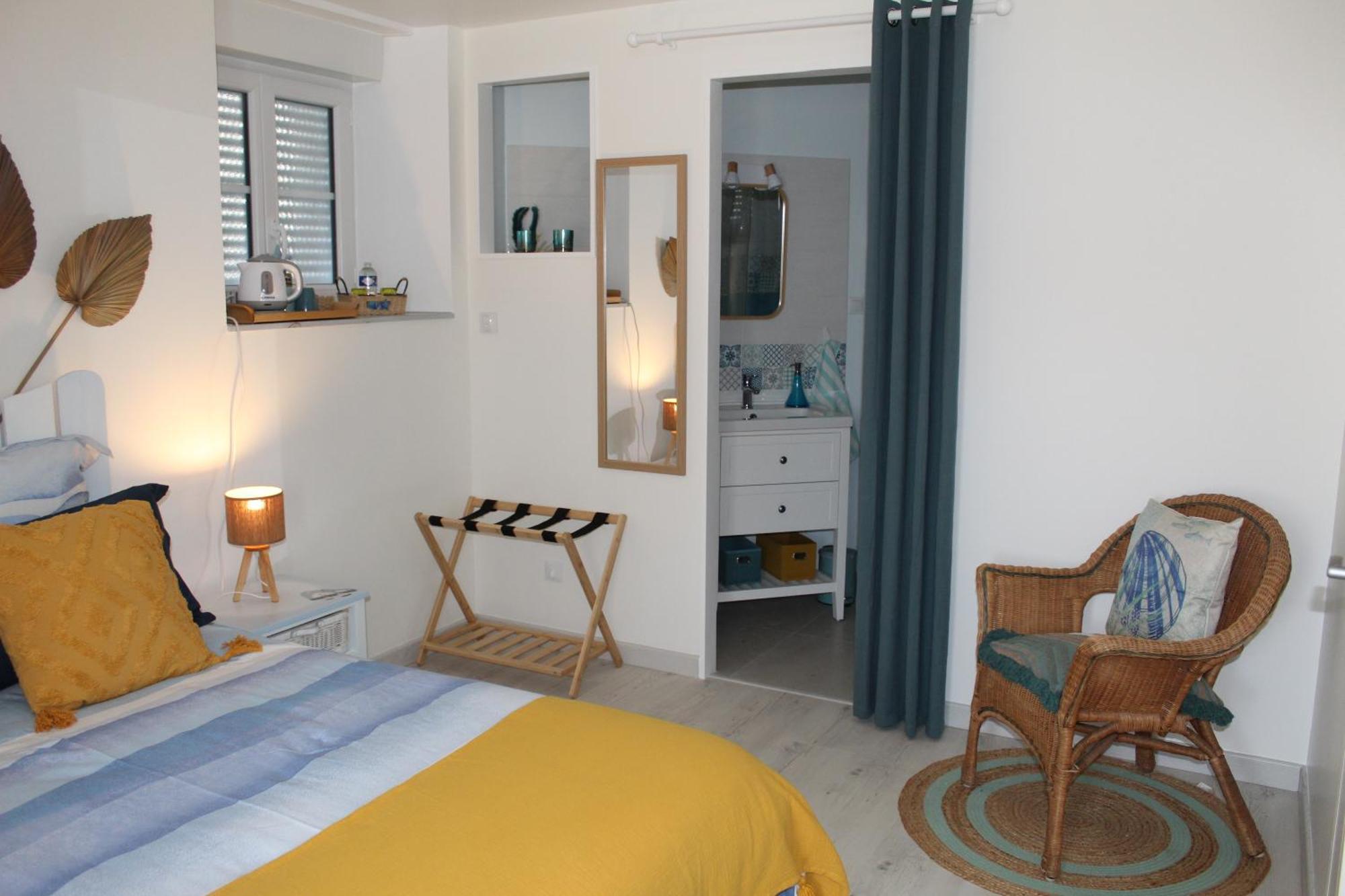 La Douce Charentaise Bed and Breakfast Mérignac Εξωτερικό φωτογραφία